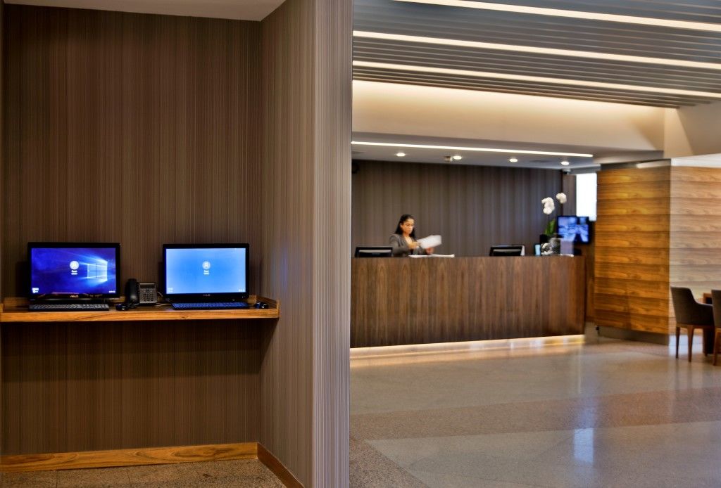 Ramada By Wyndham Lisbon Hotel Exterior foto